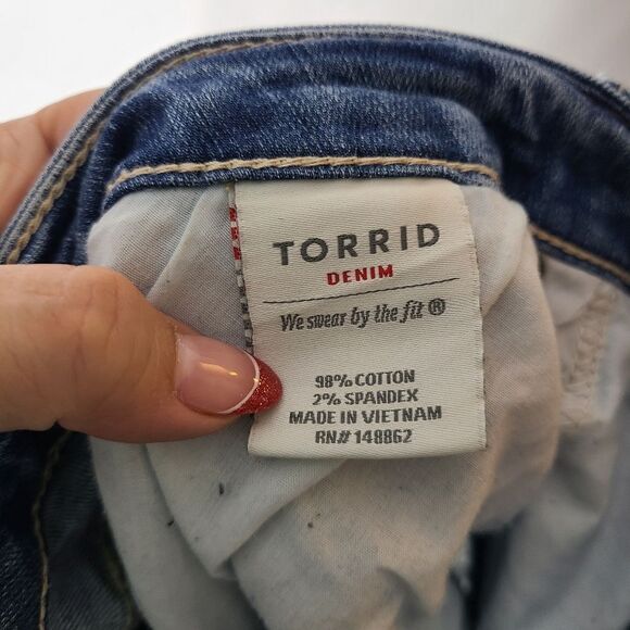 Torrid Distressed Ankle Skinny Jeans Size 22R - Picture 6 of 6